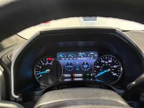 Used 2019 Ford F350 Lariat AWD/4WD image 17