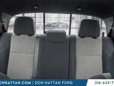 Used 2020 Toyota Tacoma TRD Sport AWD/4WD image 19