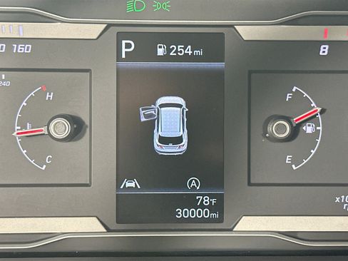 Used 2023 Hyundai Tucson SEL FWD image 12