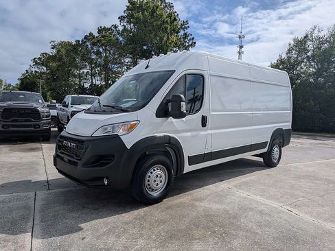 New 2026 RAM ProMaster 2500 w/ Convenience Group FWD image 7