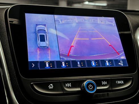Used 2020 Chevrolet Equinox Premier FWD image 28