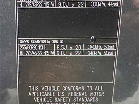 Used 2025 Land Rover Defender 110 V8 image 39