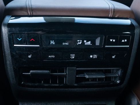 Certified 2023 Acura MDX SH-AWD w/ Advance Package image 47