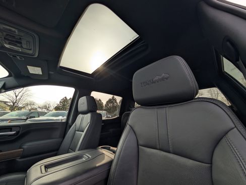 Used 2022 Chevrolet Silverado 1500 High Country image 7