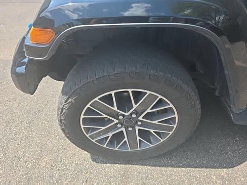 Used 2024 Jeep Wrangler High Altitude AWD/4WD image 10