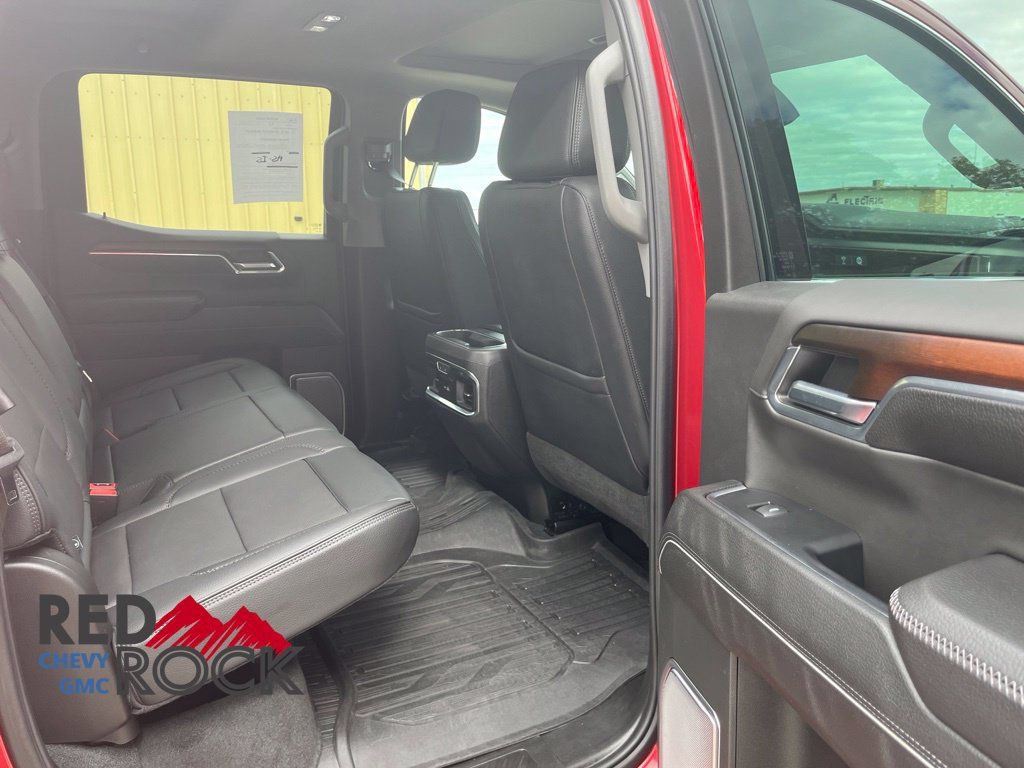 Used 2024 GMC Sierra 1500 Denali w/ Denali Reserve Package AWD/4WD image 13