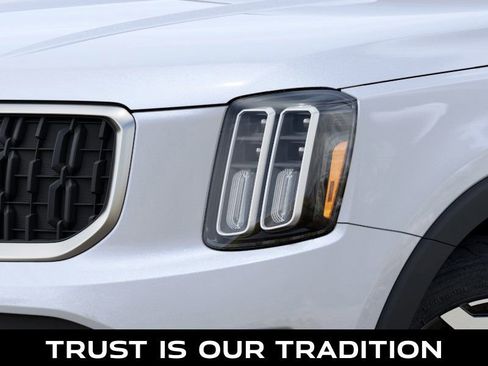 New 2025 Kia Telluride EX image 10