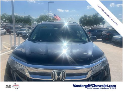 Used 2019 Honda Pilot Touring image 4