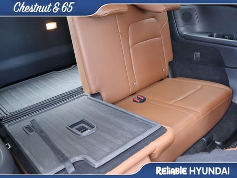 Used 2022 Nissan Pathfinder Platinum w/ Lighting Package (N93) AWD/4WD image 14