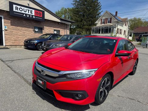 Used 2016 Honda Civic Touring image 2