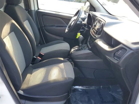 Used 2021 RAM ProMaster City Tradesman image 9