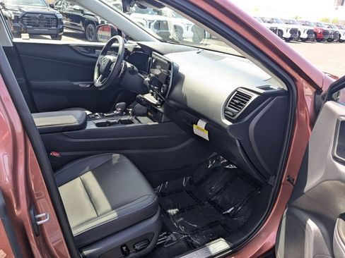 Used 2025 Lexus NX 250 FWD w/ Accessory Package (2T) image 29