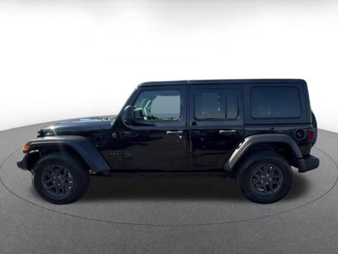 Used 2025 Jeep Wrangler Unlimited Sport AWD/4WD image 9