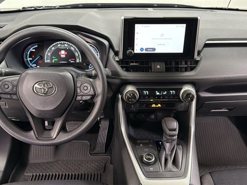 Certified 2025 Toyota RAV4 LE image 9