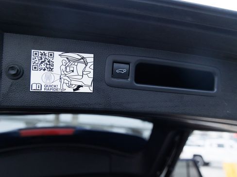 Used 2021 Toyota Highlander Platinum image 45