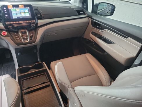 Certified 2023 Honda Odyssey EX-L image 16