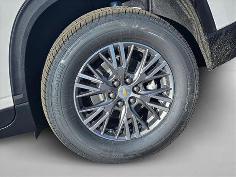 New 2026 Chevrolet Traverse LT w/ Driver Confidence Package image 10