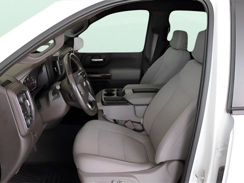 Used 2021 Chevrolet Silverado 1500 LT RWD image 13