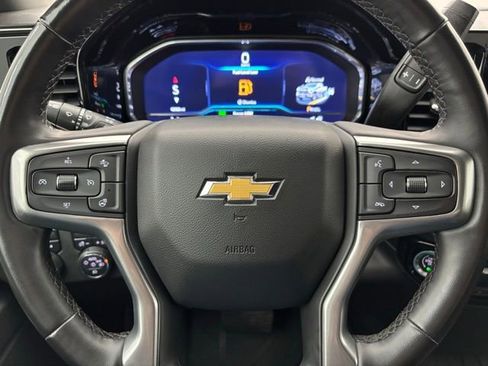 Used 2024 Chevrolet Silverado 2500 LT w/ Convenience Package image 66