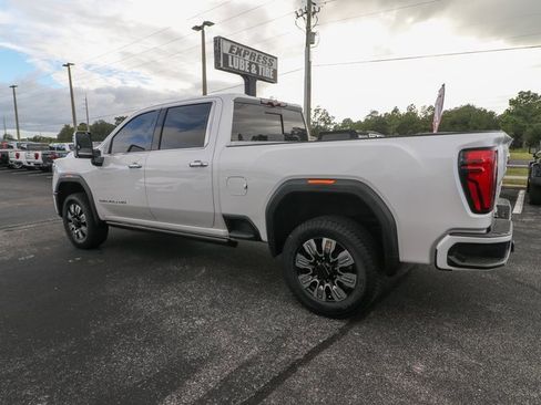 Used 2024 GMC Sierra 3500 Denali w/ Denali Reserve Package image 6