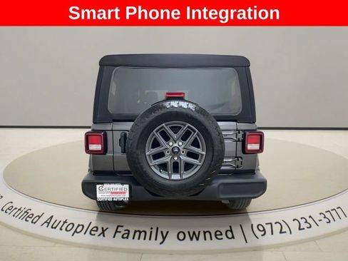 Used 2024 Jeep Wrangler Unlimited Sport AWD/4WD image 4