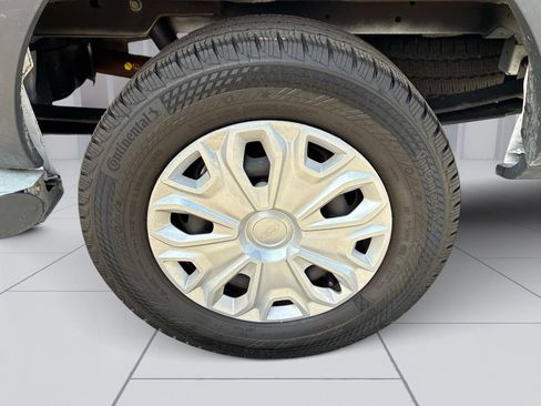 Used 2025 Ford Transit 250 Low Roof w/ Exterior Upgrade Package RWD image 11