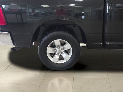 Used 2017 RAM 1500 ST w/ SXT Appearance Group AWD/4WD image 28