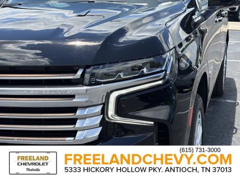 Used 2023 Chevrolet Tahoe High Country w/ Premium Package 2 AWD/4WD image 10