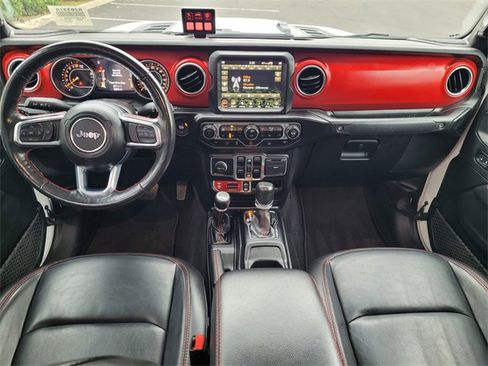 Used 2023 Jeep Gladiator Rubicon w/ Cold Weather Group image 9