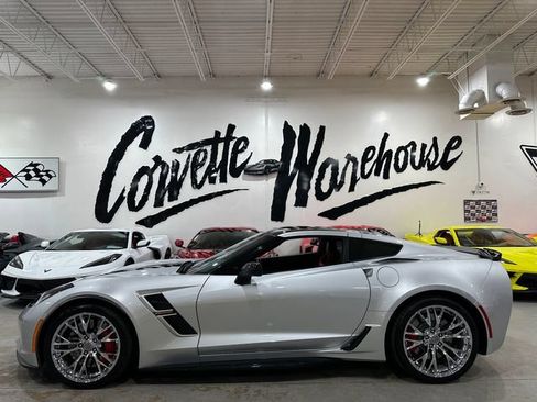 Used 2017 Chevrolet Corvette Grand Sport RWD image 2