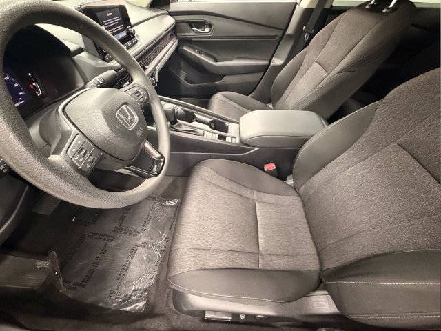 Certified 2025 Honda Accord SE image 13