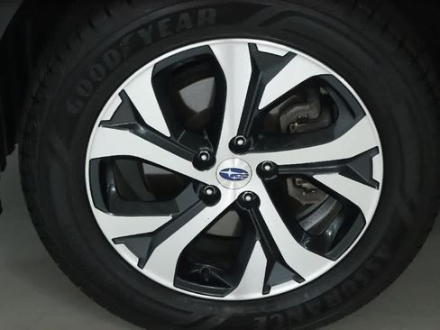 Used 2022 Subaru Outback Limited w/ Popular Package #2 AWD/4WD image 35
