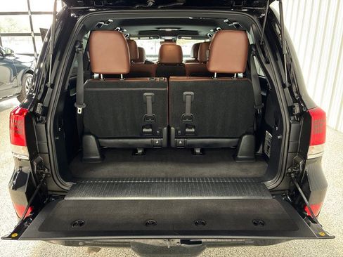 Used 2021 Toyota Land Cruiser image 28