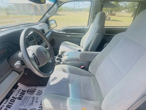 Used 2003 Ford Excursion XLT image 14