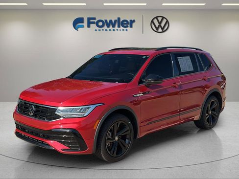 Used 2024 Volkswagen Tiguan SE R-Line w/ MDO Package, Three-Row FWD image 3