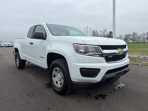 Used 2017 Chevrolet Colorado W/T image 1