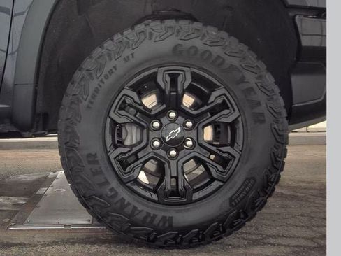 Used 2024 Chevrolet Silverado 1500 ZR2 w/ LPO, Dark Essentials Package AWD/4WD image 19