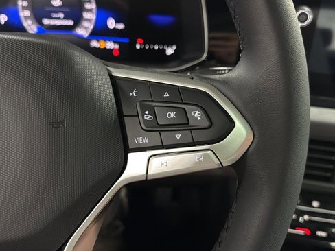New 2026 Volkswagen Jetta SE FWD image 23