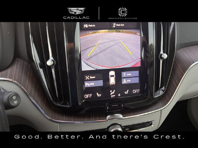 Used 2019 Volvo XC60 T5 Momentum w/ Premium Package FWD image 17