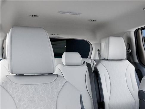 New 2026 Kia Carnival EX image 27