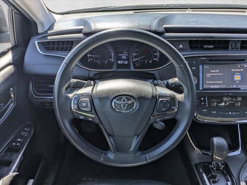Used 2017 Toyota Avalon XLE FWD image 13