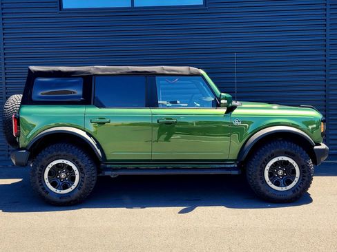 Used 2022 Ford Bronco Outer Banks w/ Sasquatch Package AWD/4WD image 9