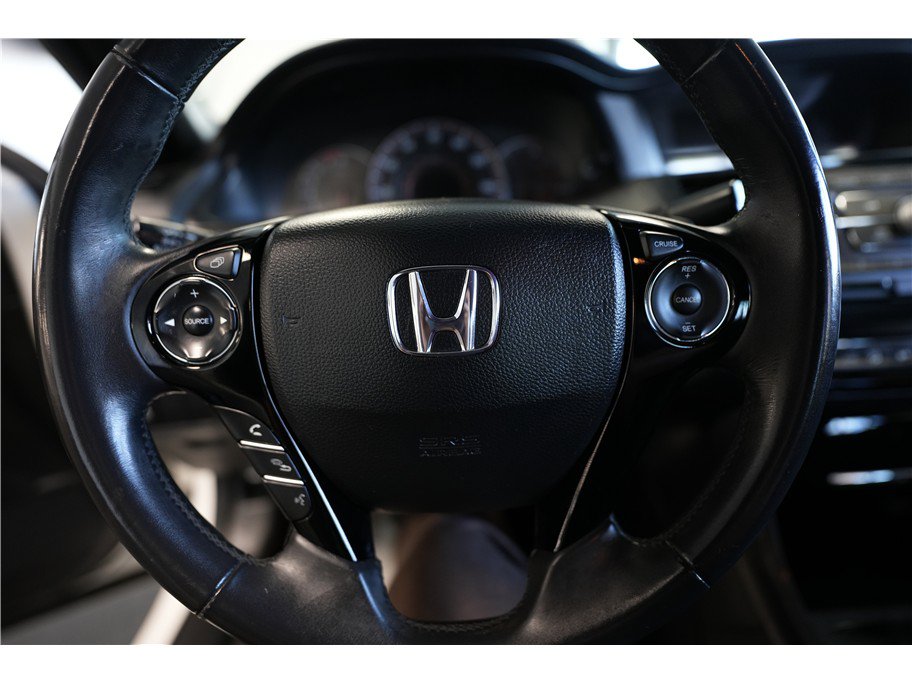Used 2016 Honda Accord Sport image 19
