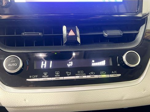 Used 2023 Toyota Corolla LE image 26