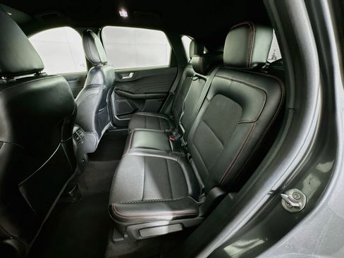 Used 2025 Ford Escape ST-Line FWD image 27
