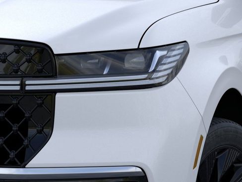 New 2026 Lincoln Navigator Reserve w/ Jet Appearance Package image 18