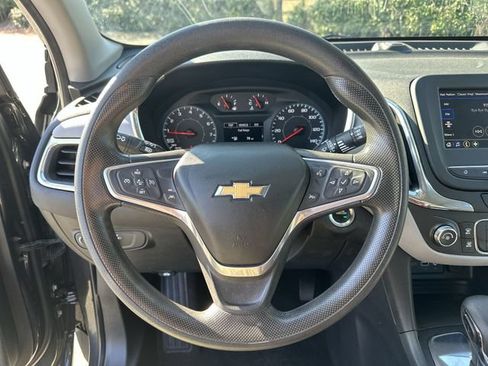 Used 2022 Chevrolet Equinox LS w/ LPO, Floor Liner Package FWD image 16