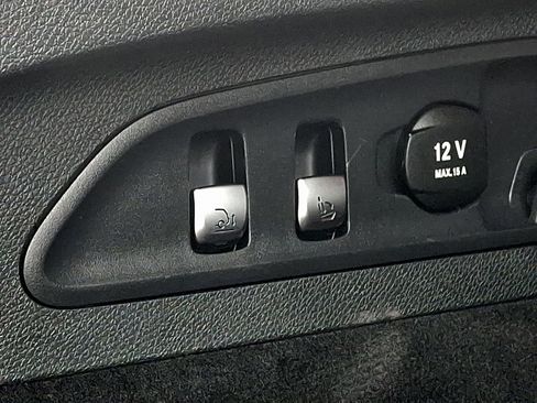 Certified 2019 Mercedes-Benz GLC 43 AMG 4MATIC Coupe image 31