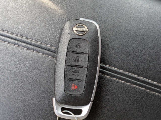 Used 2025 Nissan Sentra SV FWD image 30