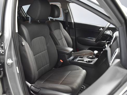 Used 2021 Kia Sportage LX image 14